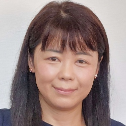 Akiko S.