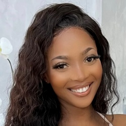 Pauline B.