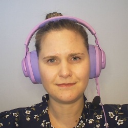 Elizabeth R.