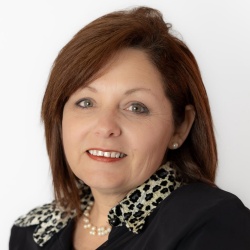 Elmarie B.