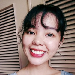 Sarah LO.