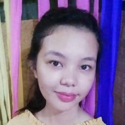 Sarah LO.