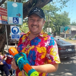 Juan MO.