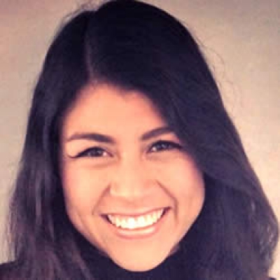 Adriana MO.