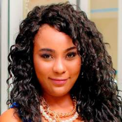 Shanelle G.